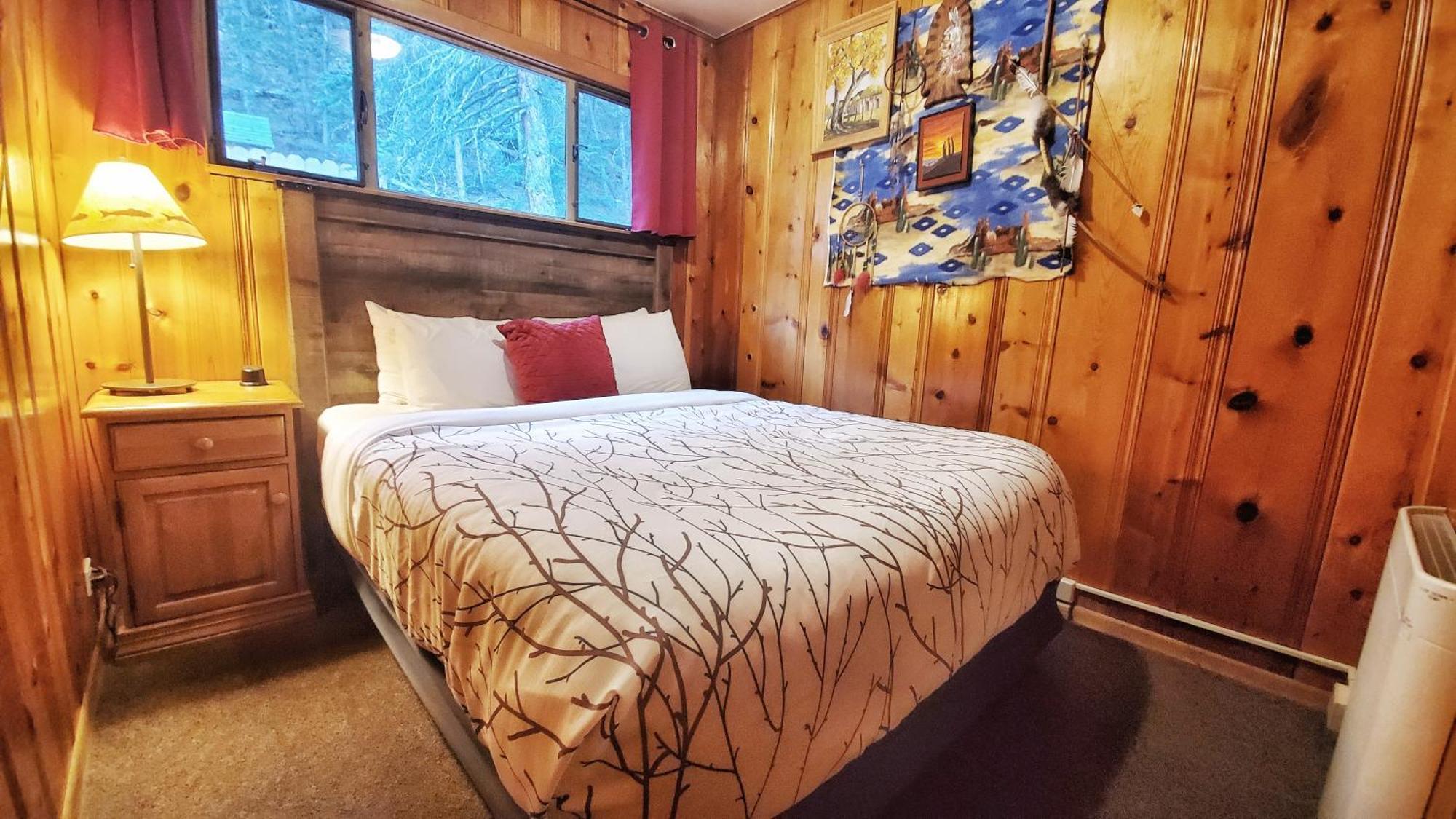 The Inn On Fall River & Fall River Cabins Estes Park Room photo